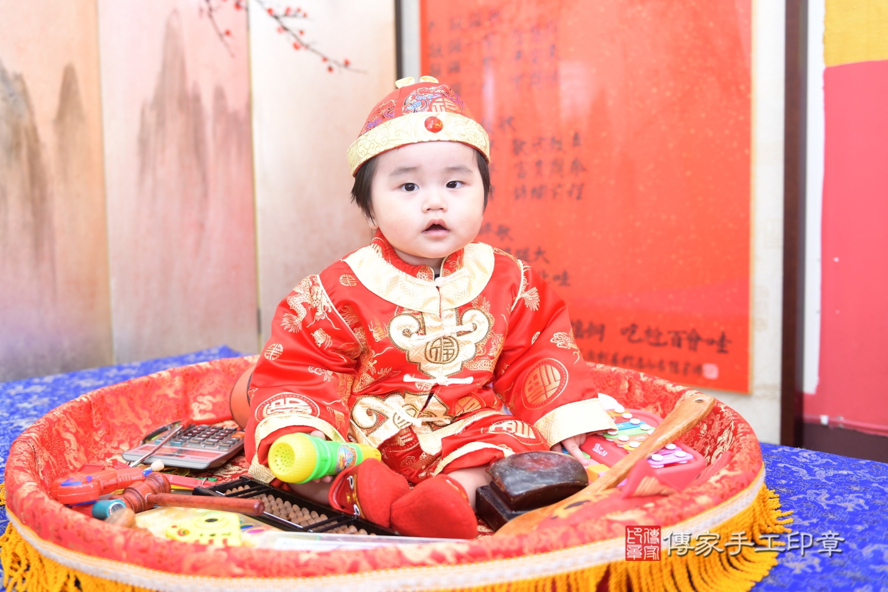 傳家台北店、抓周、古裝禮服照 傳家台北店、抓周、古裝禮服照