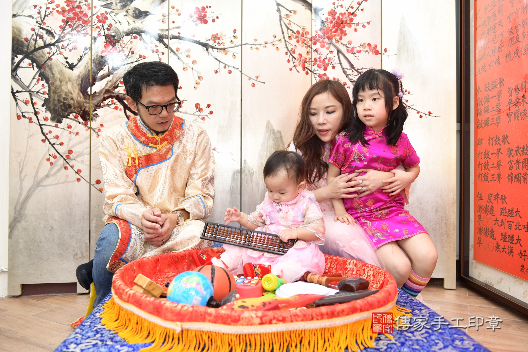 傳家新北店、抓周、古裝禮服照