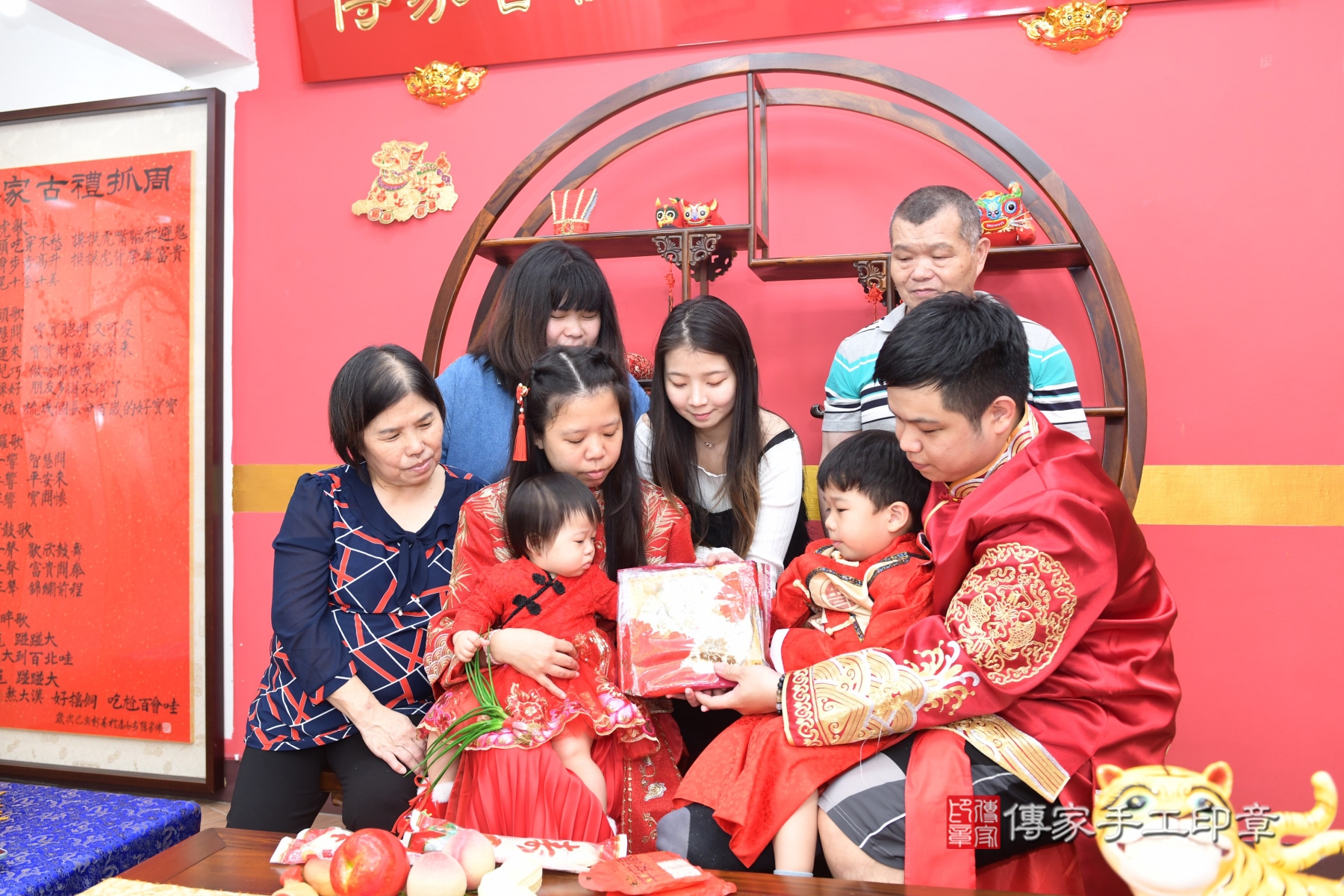 傳家新北店、抓周、古裝禮服照