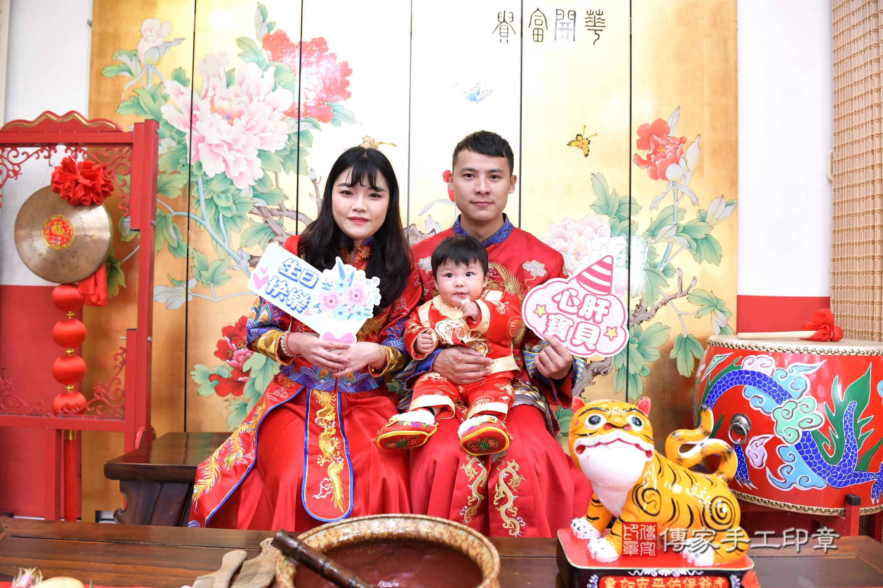 傳家台北店、抓周、收涎、古裝禮服照