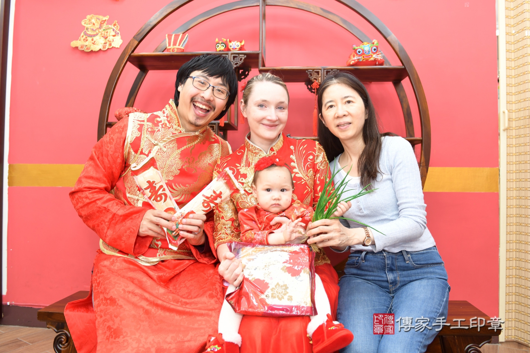 傳家台北店、抓周、古裝禮服照