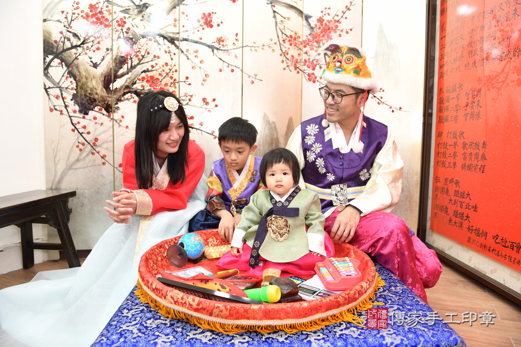 傳家台北店、抓周、古裝禮服照